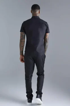 Fashion boohooMAN Short Sleeve Stretch Fit Shirt black