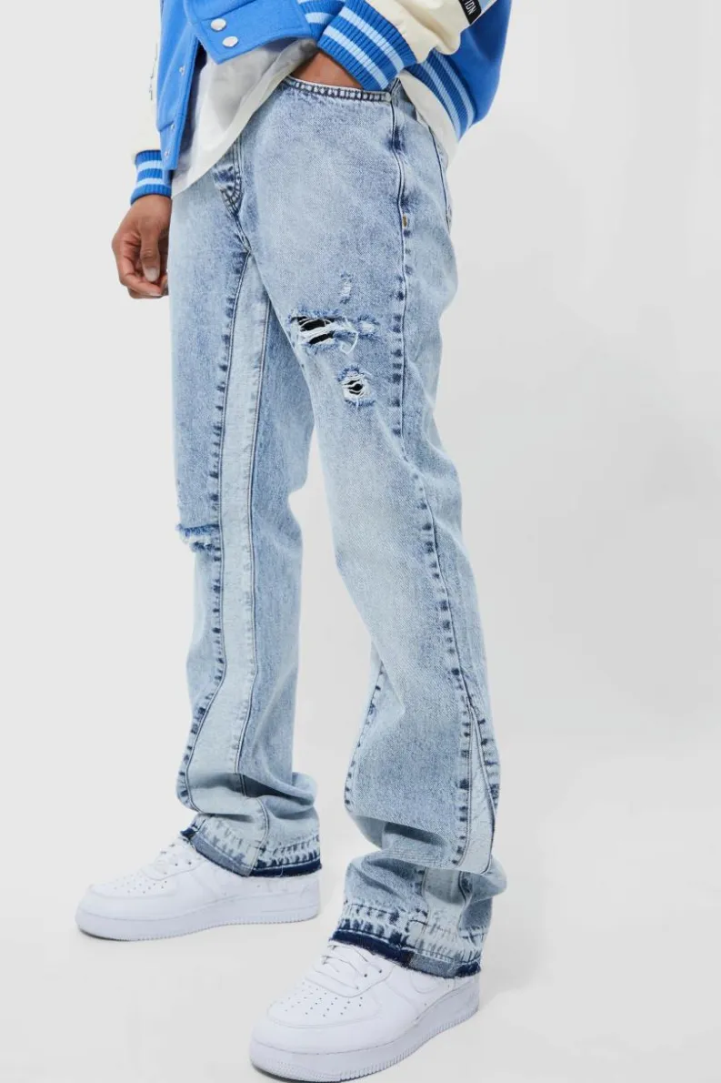 Store boohooMAN Slim Flare Distressed Gusset Panel Jeans ice blue