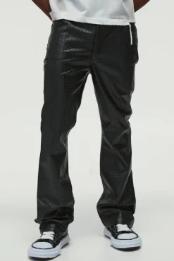 Online boohooMAN Slim Flared Woven PU Trousers black