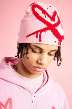 Outlet boohooMAN Spray Heart Graphic Beanie pink