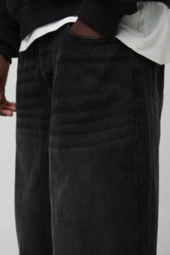 Store boohooMAN Super Baggy Rigid Jeans washed black
