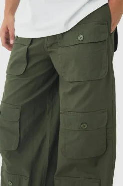 Best boohooMAN Super Baggy Ripstop Multi Pocket Cargo Trousers khaki