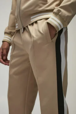 Hot boohooMAN Tailored Varsity Trouser stone