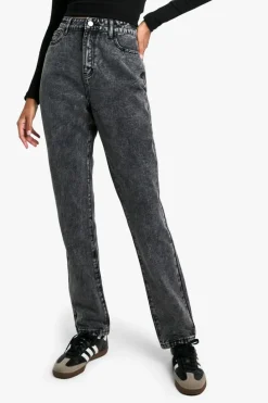 Sale boohoo Tall Basics High Waisted Mom Jeans washed black