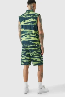 Flash Sale boohooMAN Tall Bleach Wash Denim Gilet green