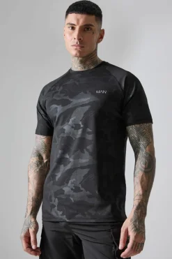 Discount boohooMAN Tall Man Active Camo Raglan Regular Fit Performance T-shirt black