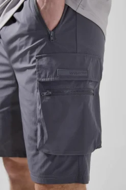 New boohooMAN Tall Man Active Lightweight Regular Fit 5inch Cargo Shorts charcoal