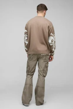 Clearance boohooMAN Tall Oversized Boxy Abstract Line Face Knitted Jumper taupe