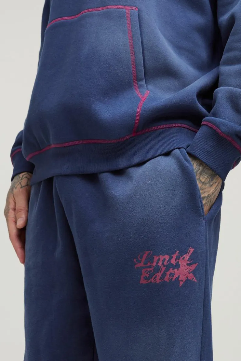 Cheap boohooMAN Tall Oversized Contrast Stitch Lmted Spray Wash Jogger navy