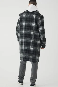 Cheap boohooMAN Tall Relaxed Fit Single Breasted Check Overcoat In black