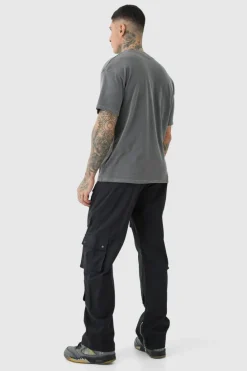 Outlet boohooMAN Tall Relaxed Fit Twill Cargo Trousers black
