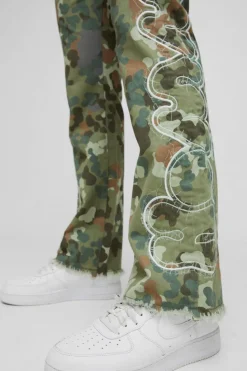 Cheap boohooMAN Tall Self Applique Gusset Detail Camo Slim Fit Flared Trousers khaki