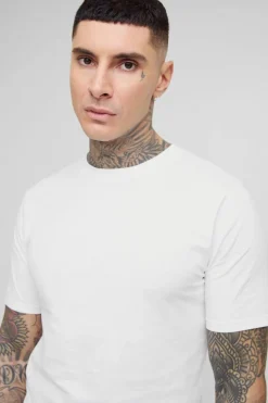 New boohooMAN Tall Slim Fit Basic T-Shirt white