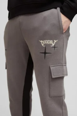 Best boohooMAN Tall Slim Gusset Jogger Official Cargo Jogger charcoal