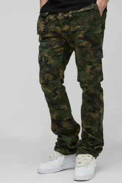 Discount boohooMAN Tall Slim Stacked Flare Multi Cargo Camo Bandana Trouser dark green