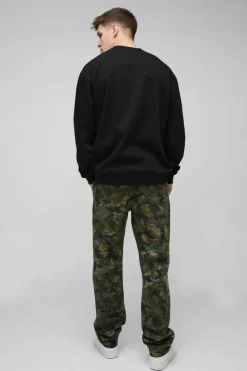 Store boohooMAN Tall Straight Camo Bandana Cargo Trouser dark green