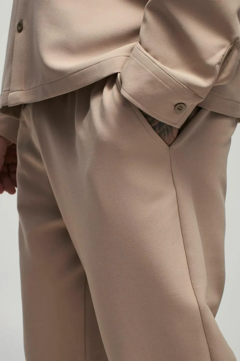 Fashion boohooMAN Tall Stretch Woven Tapered Trousers stone