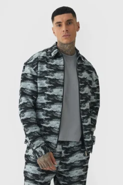 Outlet boohooMAN Tall Textured Jacquard Zip Up Overshirt black