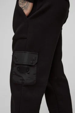 Store boohooMAN Tall Twill Utility Pocket Woven Tab Jersey Tracksuit black