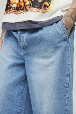 Best Sale boohooMAN Tall Twist Seam Pleat Wide Leg Jeans light wash