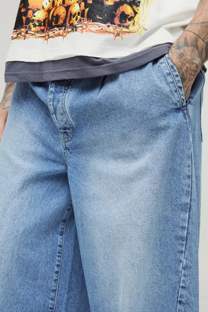 Best Sale boohooMAN Tall Twist Seam Pleat Wide Leg Jeans light wash