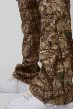 Best boohooMAN Tall Washed Ripstop Stacked Zip Hem Forest Camo Cargo Trousers khaki
