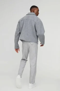 Hot boohooMAN Tapered Cropped Fit Trousers light grey