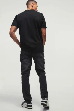 Online boohooMAN Tapered Rigid Jean in charcoal