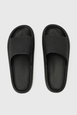 Best boohooMAN Textured Slider In black