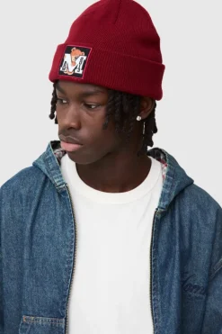 New boohooMAN Varsity Bear Graphic Beanie red