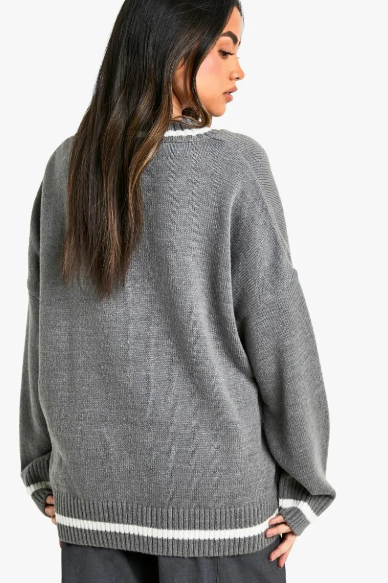 New boohoo V neck contrast trim jumper grey