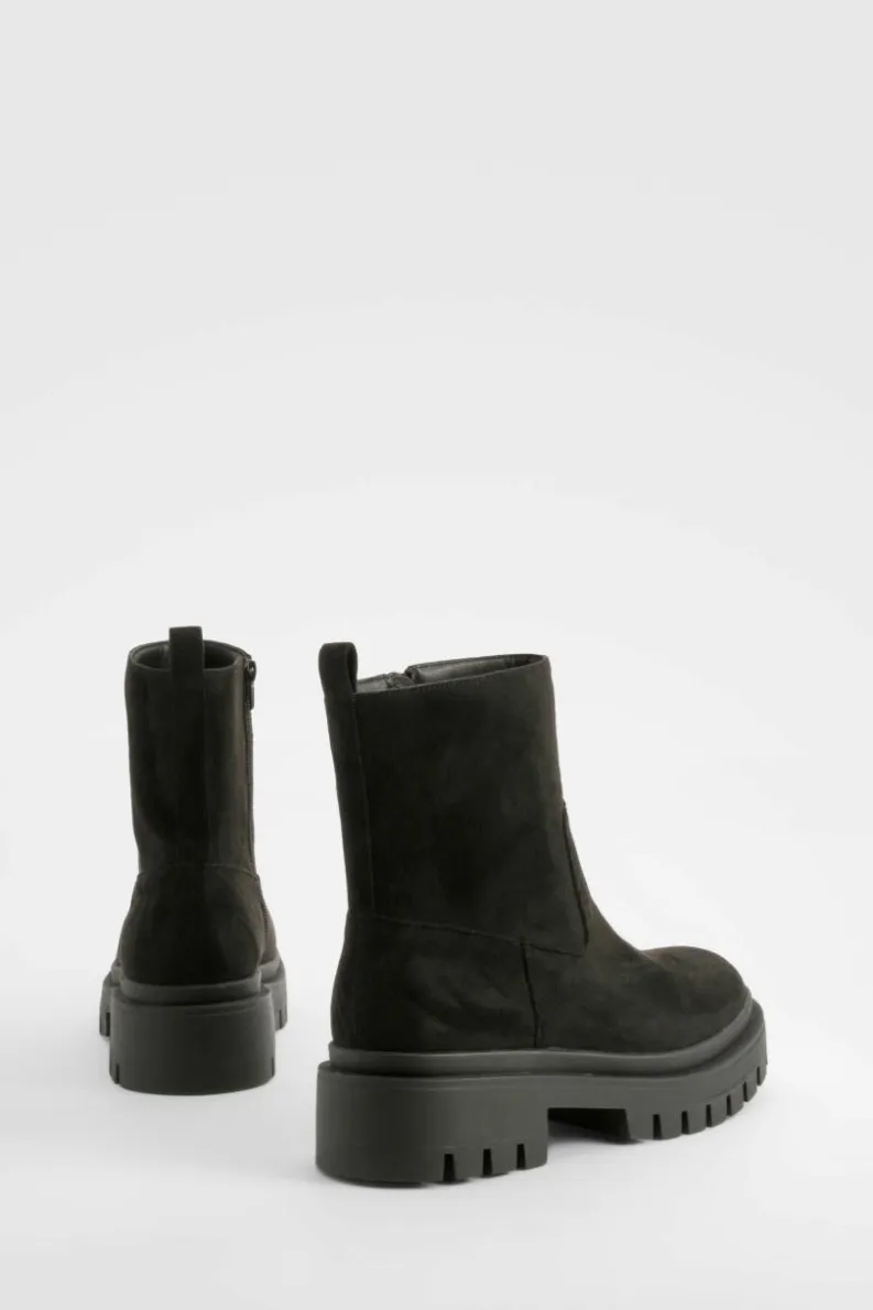 Shop boohoo Wide Fit Chunky Panel Detail Chelsea Boots black